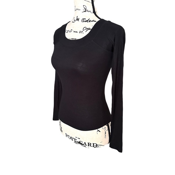 ❗️END OF YEAR SALE BDG Urban Outfitters Emma Ribbed Black Long Sleeve Top Size M - Picture 7 of 12